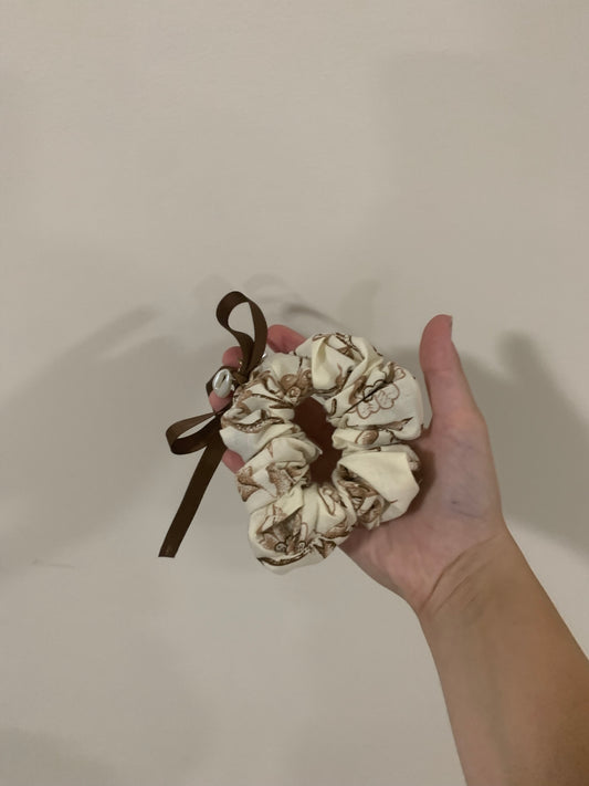 Trinket Scrunchie